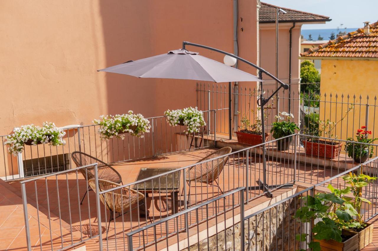 Officine Bordighera Hotel Kültér fotó